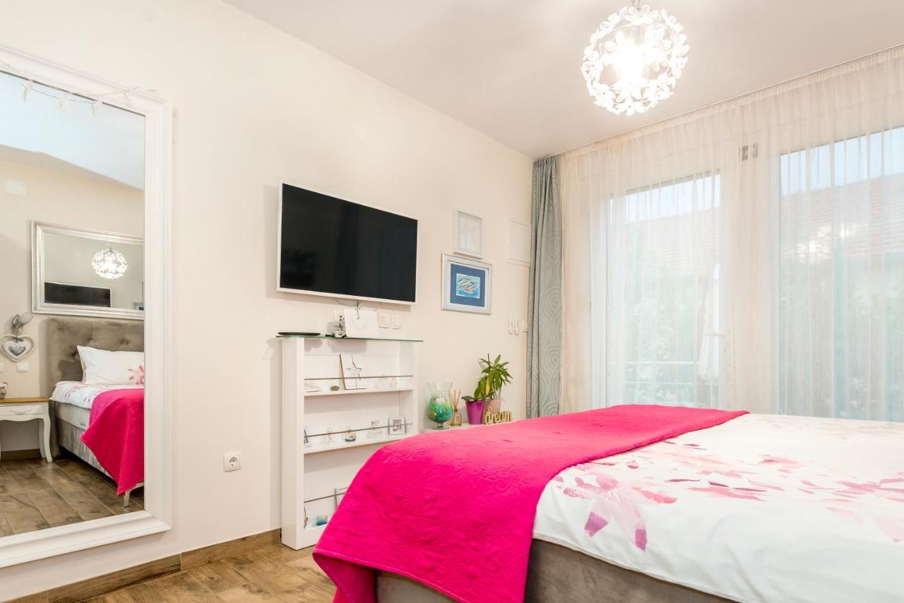 Apartments Stella Mariela Sibenik Ngoại thất bức ảnh