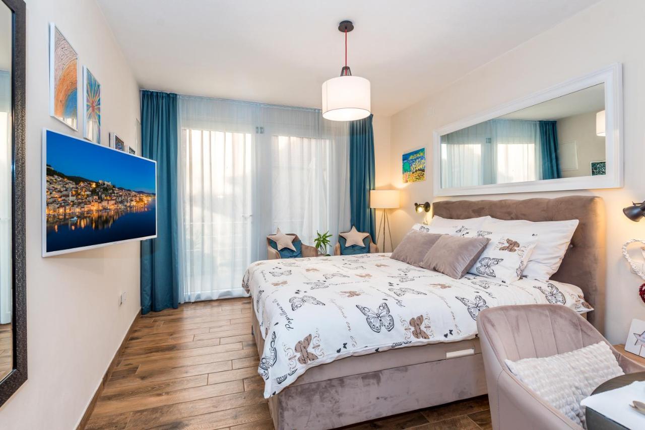 Apartments Stella Mariela Sibenik Ngoại thất bức ảnh