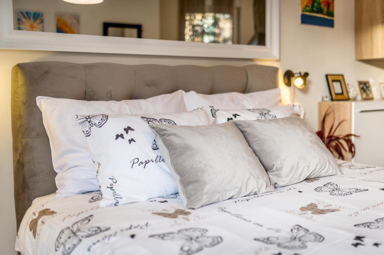 Apartments Stella Mariela Sibenik Ngoại thất bức ảnh